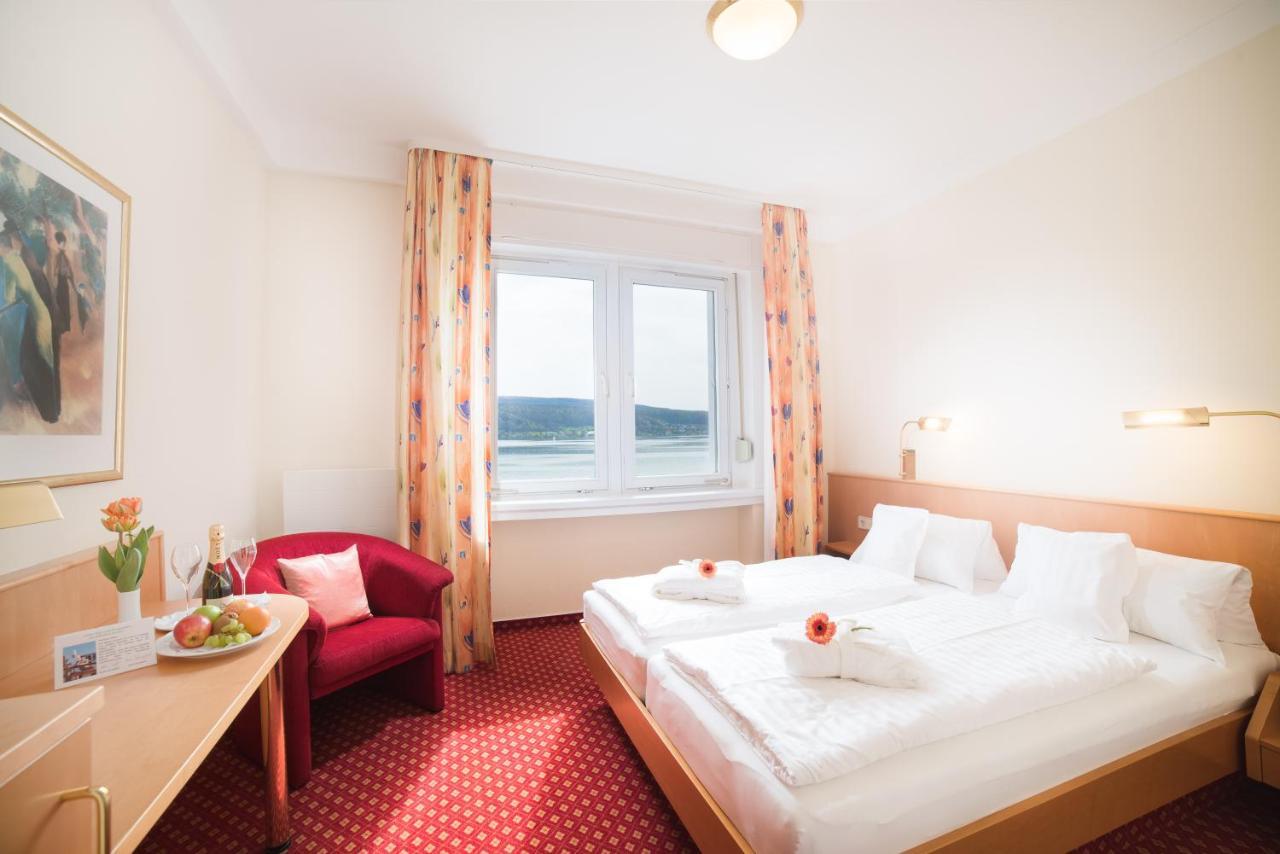 Hotel Strandhotel Loechnerhaus 4*